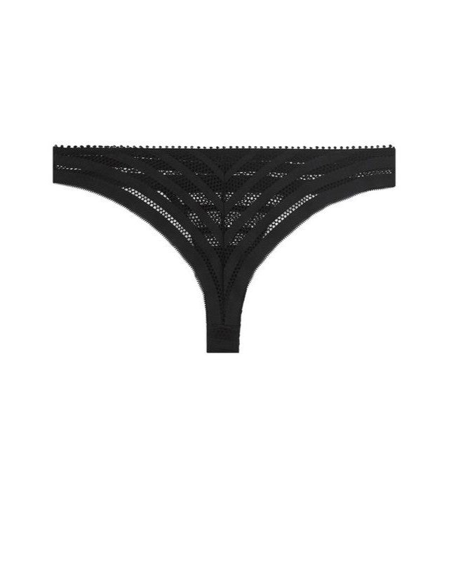 Model wears Morning Lola Thong in BLACK. On body front view