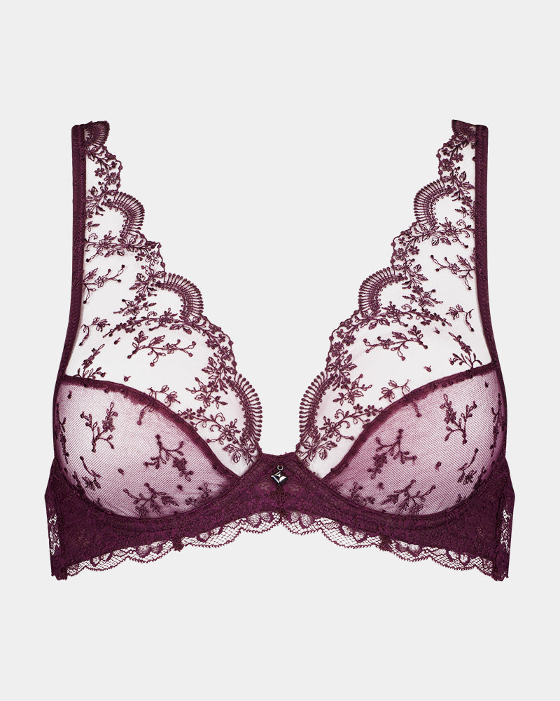 Etienne Underwire Bra in FIG. Flat lay front view