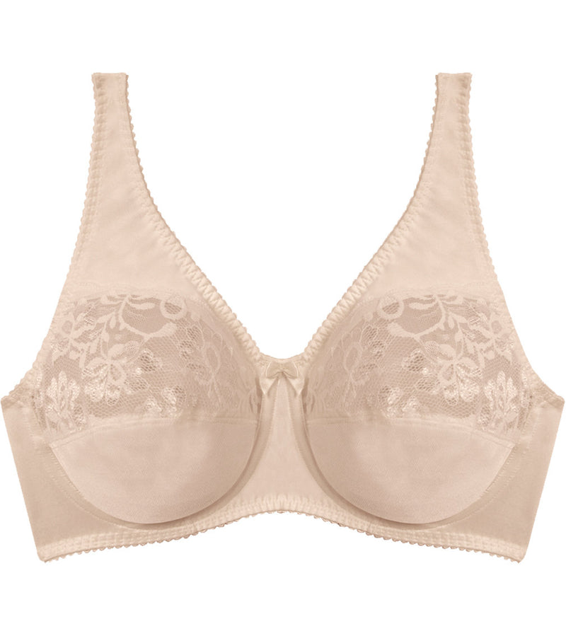 Classic Underwire Underwire Bra in LATTE. Flat lay front view