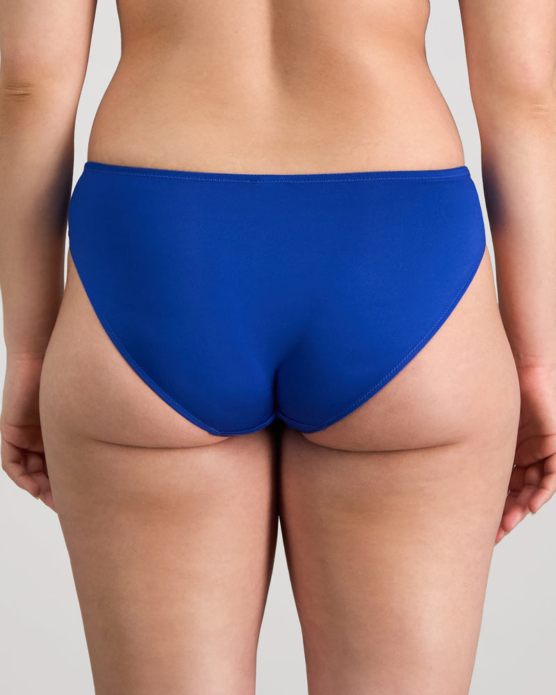 Model wears Juniper Bikini in SURF THE WEB. On body back view