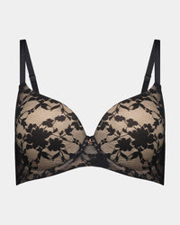 Lace Sculpt Contour Bra in BLACK. Flat lay front view