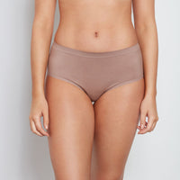 Model wears Seamless Full Brief in MOCHA. On body front view
