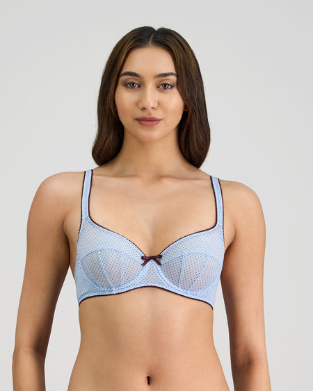 Model wears Harmony 2.0 Underwire Bra in SKYWAY/FIG. On body front view