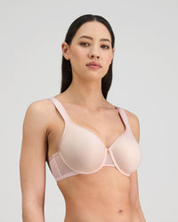 Model wears Perfect Lines Contour Bra in PALE LILAC. On body side view