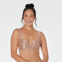 Model wears Damask Contour Bra in COCO CREME. On body front view