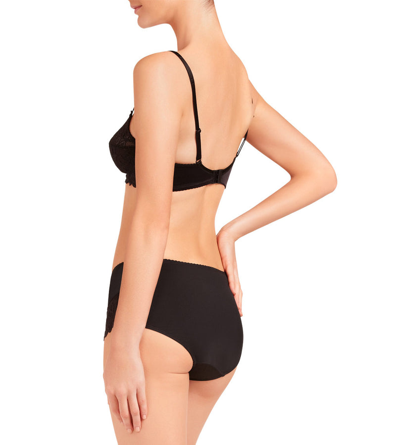 Model wears Yvette Lace Underwire Bra in BLACK. On body back view