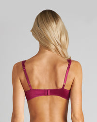 Model wears Damask Twin Pack Contour Bra Twin Pack in RASPBERRY/NOVELLE PEACH. On body back view