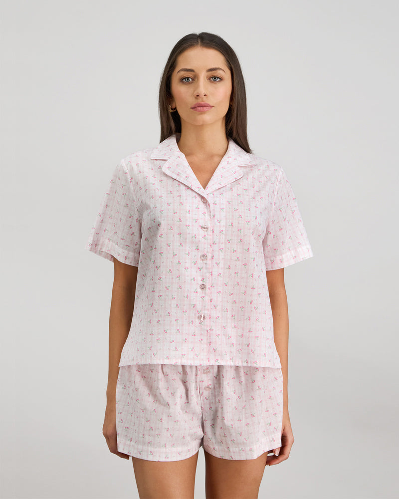 Model wears Smoothie Short Pj Set in FESTIVAL BLOOM. On body front view