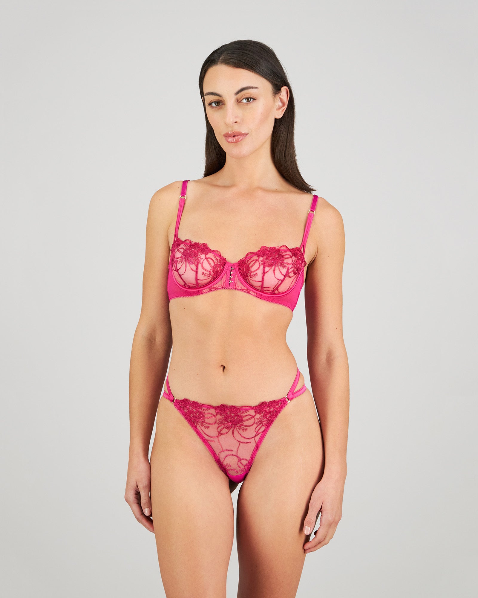 Heritage Bloom Underwire Bra in FANTASY FUCHSIA. Flat lay back view