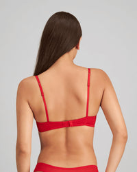 Model wears Sofia Underwire Bra in SALSA. On body back view