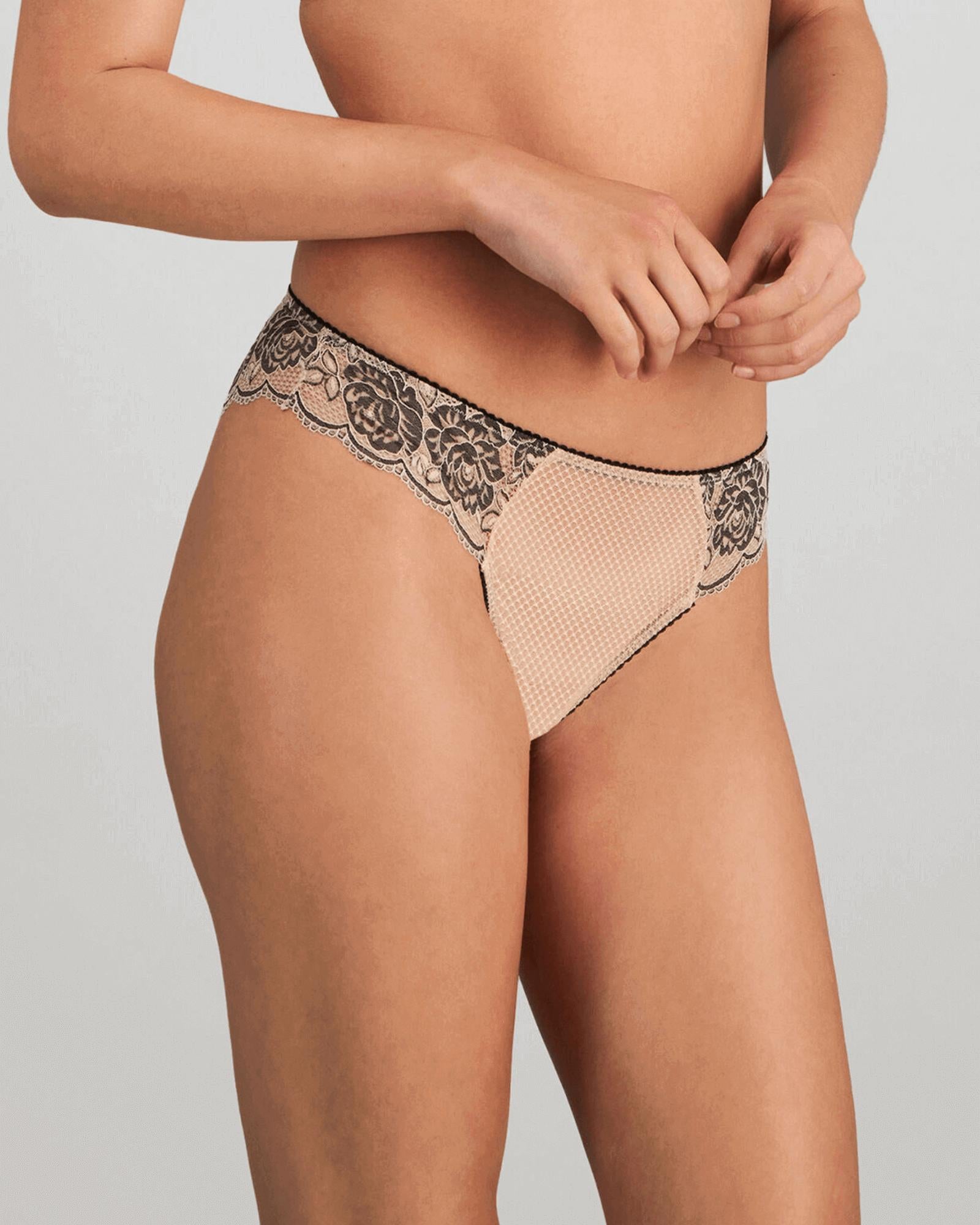 Model wears Everlasting Love Brazilian in CAMEO ROSE / BLACK. On body side view