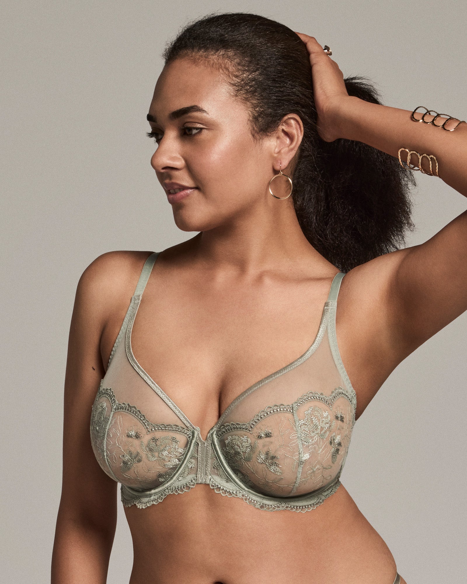 Model wears Romilly Underwire Bra in ICEBERG GREEN. On body front view