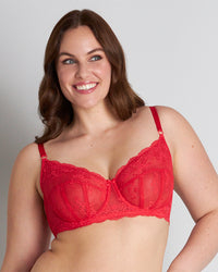 Model wears Sofia Underwire Bra in BITTERSWEET. On body front view