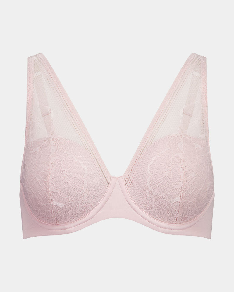 Effortless Lace Contour Bra in PALE LILAC. Flat lay front view