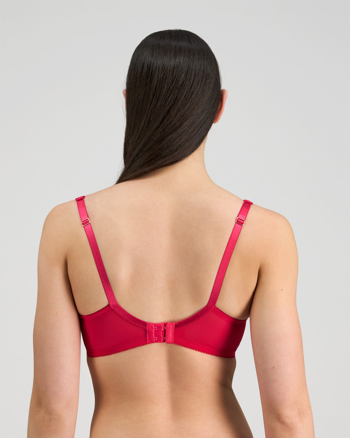 Model wears Farah Underwire Bra in JAZZY. On body back view