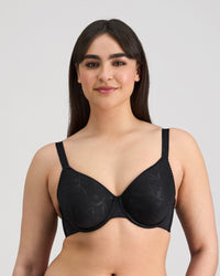 Model wears Profile Perfect Contour Bra in BLACK. On body front view